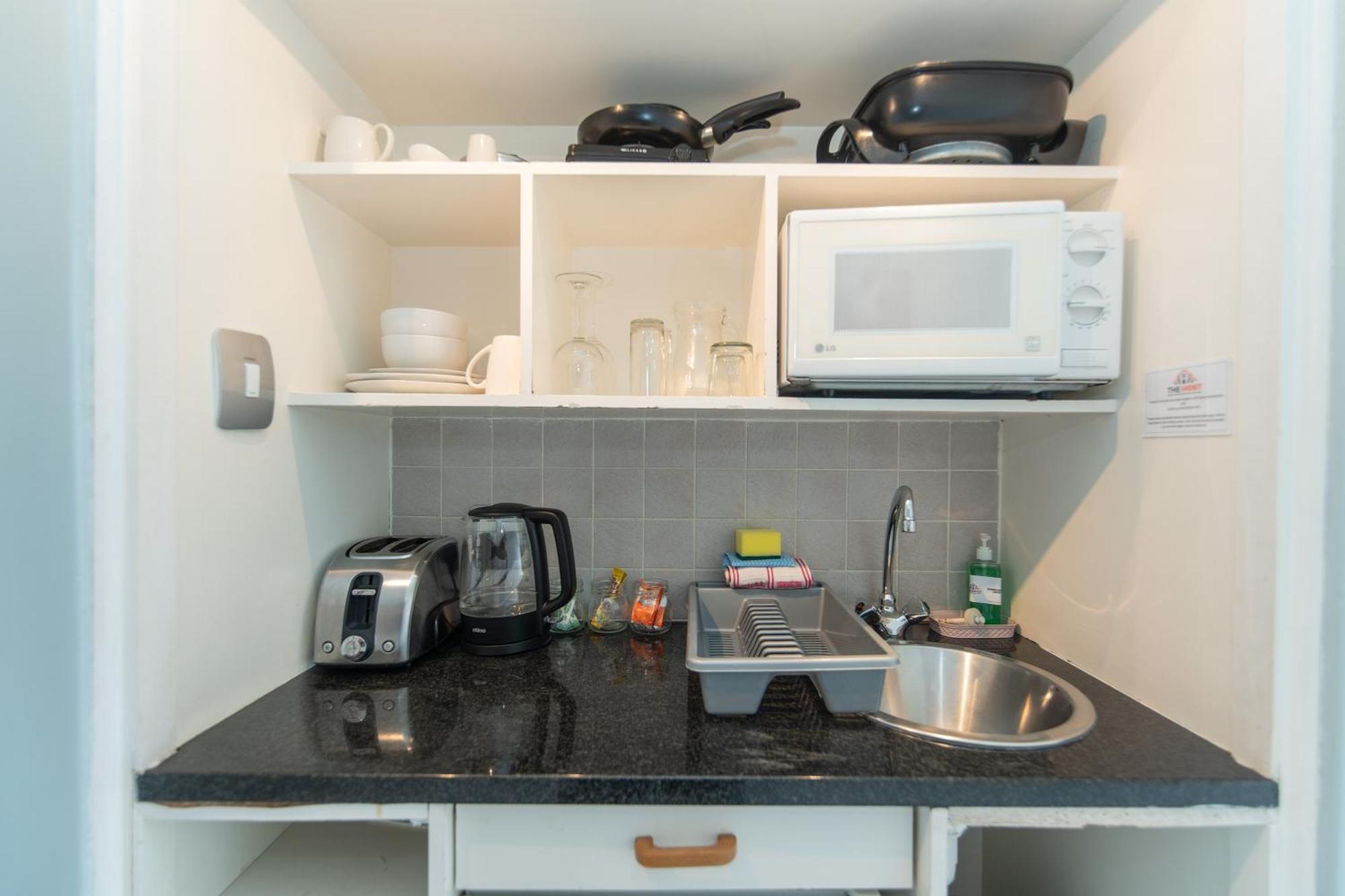 157 Brookes Hill Suites Near The Beach Порт Елизабет Екстериор снимка