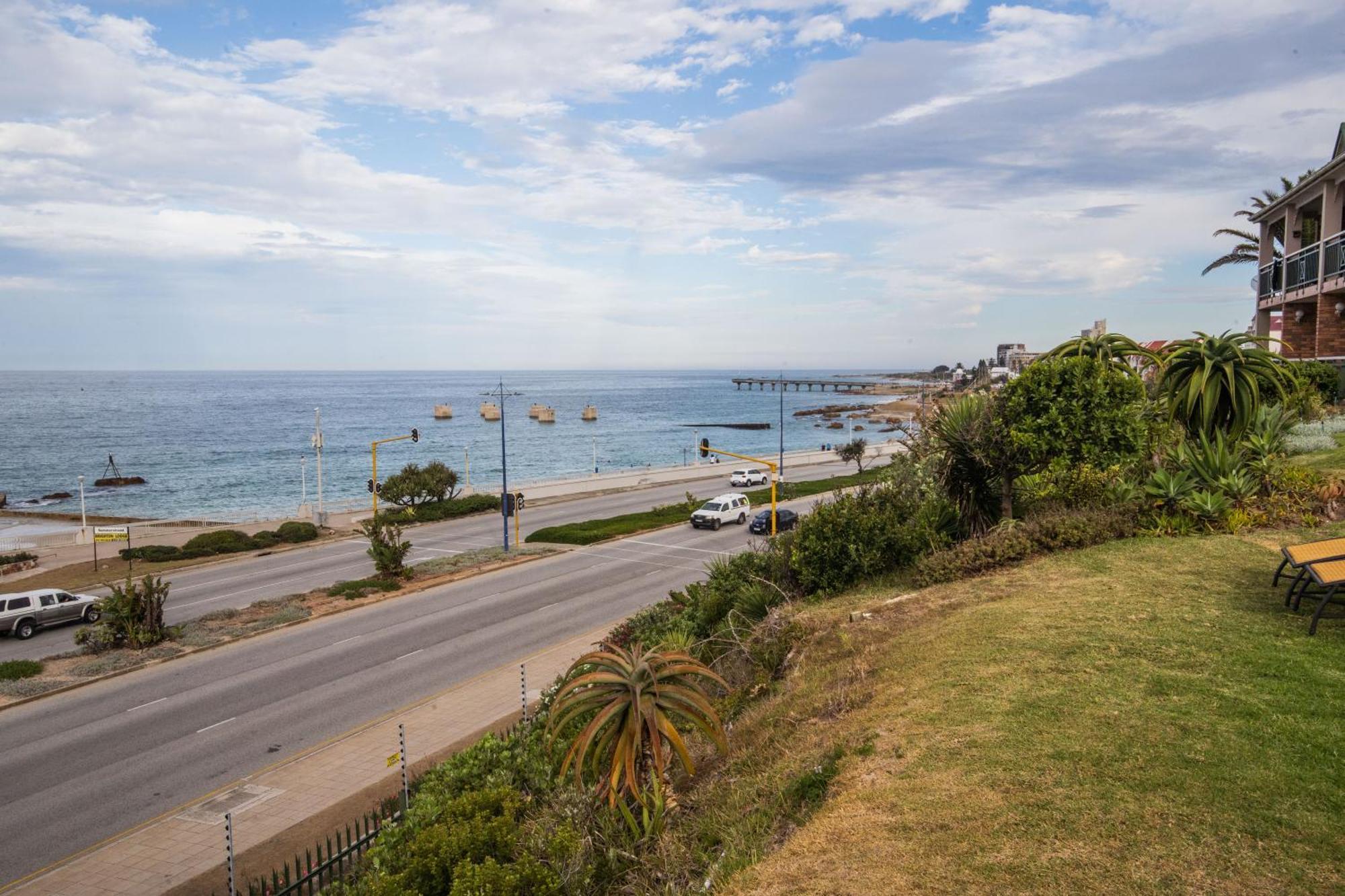 157 Brookes Hill Suites Near The Beach Порт Елизабет Екстериор снимка
